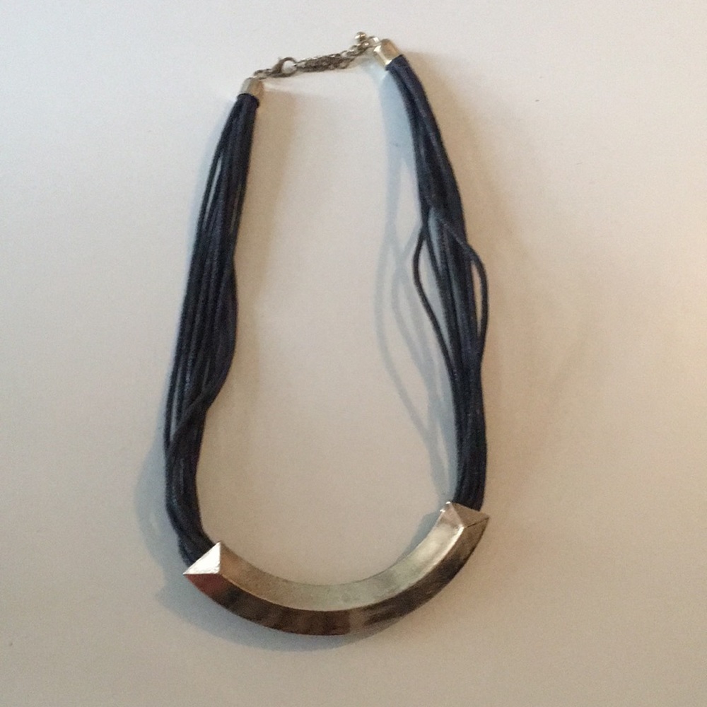 Costume jewelry necklace